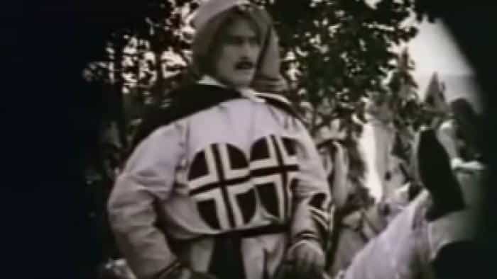 نقد و بررسی فیلم تولد یک ملت محصول سال 1915 | چی‌بینو