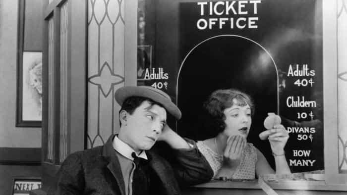 نقد و بررسی فیلم شرلوک جونیور محصول سال 1924 | چی‌بینو