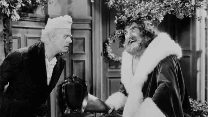نقد و بررسی فیلم سرود کریسمس محصول سال 1938 | چی‌بینو