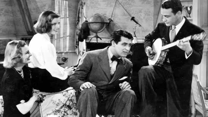 نقد و بررسی فیلم تعطیلات محصول سال 1938 | چی‌بینو
