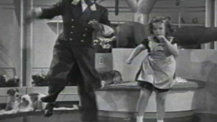 نقد و بررسی فیلم در نزدیکی محصول سال 1938 | چی‌بینو