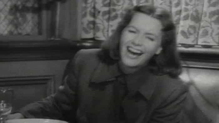 نقد و بررسی فیلم نینوچکا محصول سال 1939 | چی‌بینو