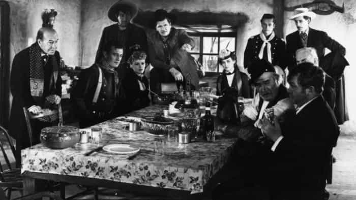 نقد و بررسی فیلم مرکب‌های مسافربری محصول سال 1939 | چی‌بینو