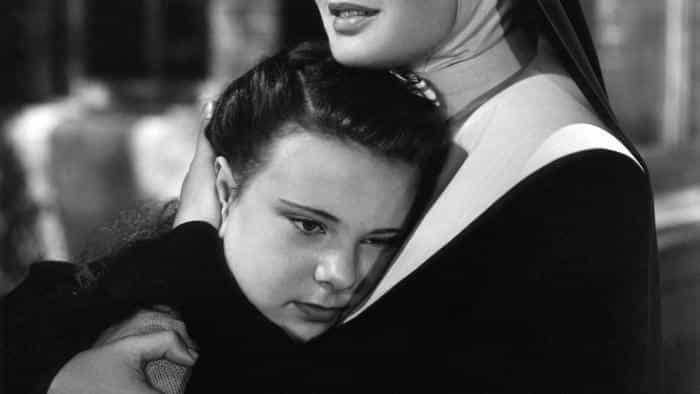نقد و بررسی فیلم زنگ‌های کلیسای سنت مری (1945) | چی‌بینو