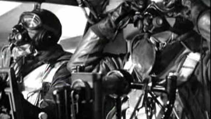 نقد و بررسی فیلم در ارتفاع دوازده هزار پایی (1949) | چی‌بینو