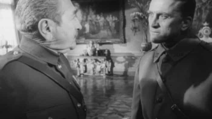 تماشای فیلم راه‌های افتخار محصول سال 1957 | چی‌بینو