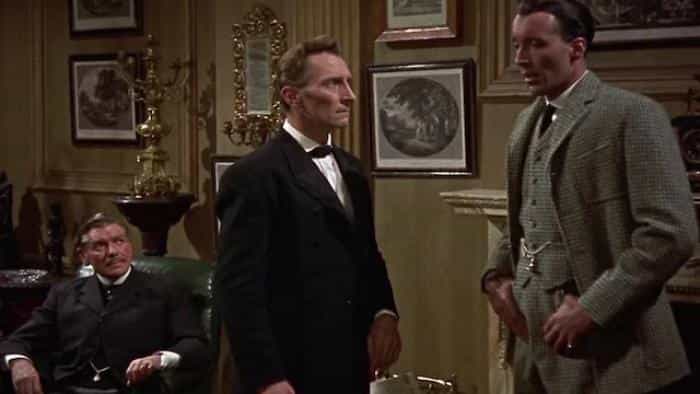 نقد و بررسی فیلم سگ باسکرویل محصول سال 1959 | چیبینو