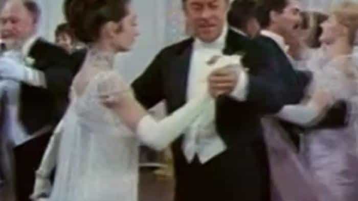 نقد و بررسی فیلم بانوی زیبای من محصول سال 1964 | چی‌بینو