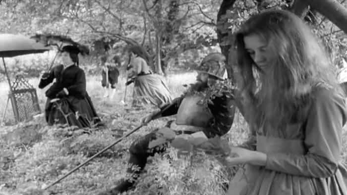 نقد و بررسی فیلم الیس در سرزمین عجایب (1966) | چی‌بینو