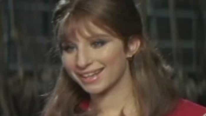 نقد و بررسی فیلم دختر بامزه محصول سال 1968 | چی‌بینو