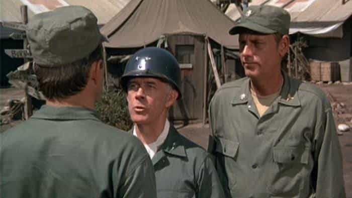 نقد و بررسی سریال م*ا*ش محصول سال 1972 | چی‌بینو