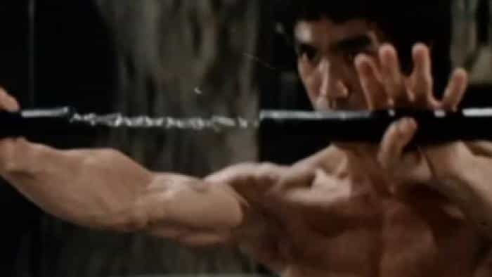 نقد و بررسی فیلم وارد اژدها شو محصول سال 1973 | چیبینو