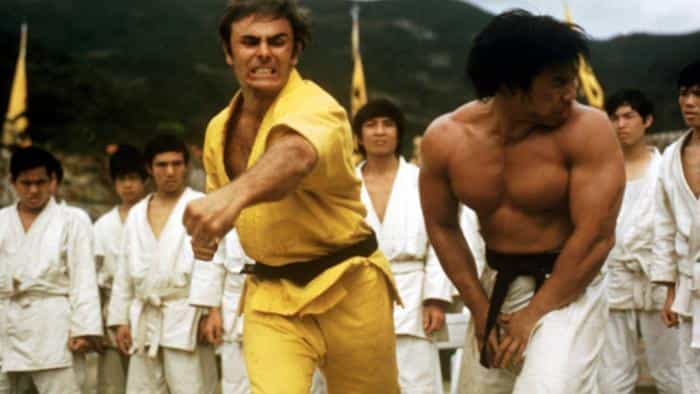 نقد و بررسی فیلم وارد اژدها شو محصول سال 1973 | چیبینو