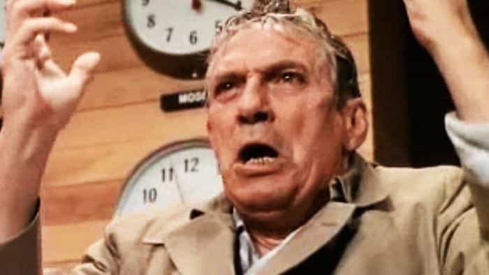 تماشای فیلم شبکه محصول سال 1976 | چی‌بینو