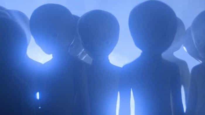 نقد و بررسی فیلم ملاقات نزدیک از نوع سوم (1977) | چی‌بینو