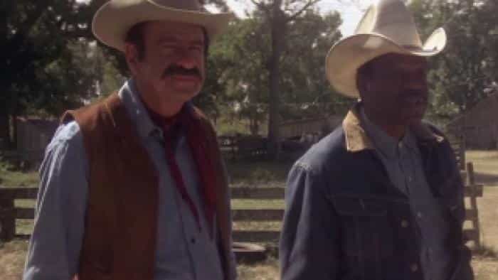 نقد و بررسی فیلم سایه کِیسی محصول سال 1978 | چی‌بینو