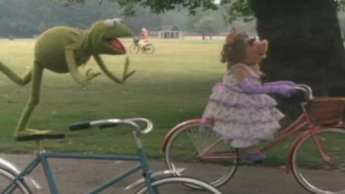 نقد و بررسی فیلم ماجراجویی بزرگ ماپت ها (1981) | چی‌بینو