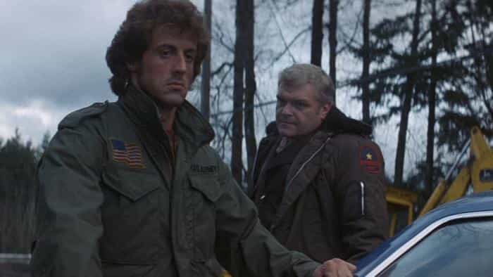 نقد و بررسی فیلم خون اول محصول سال 1982 | چی‌بینو
