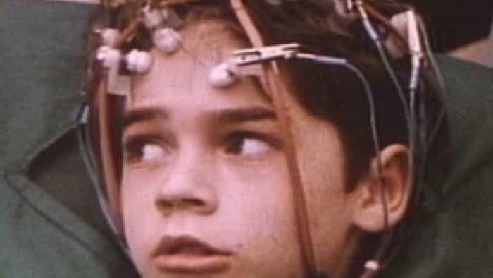 نقد و بررسی فیلم D.A.R.Y.L. محصول سال 1985 | چی‌بینو