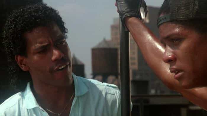 نقد و بررسی فیلم کراش گروو محصول سال 1985 | چی‌بینو