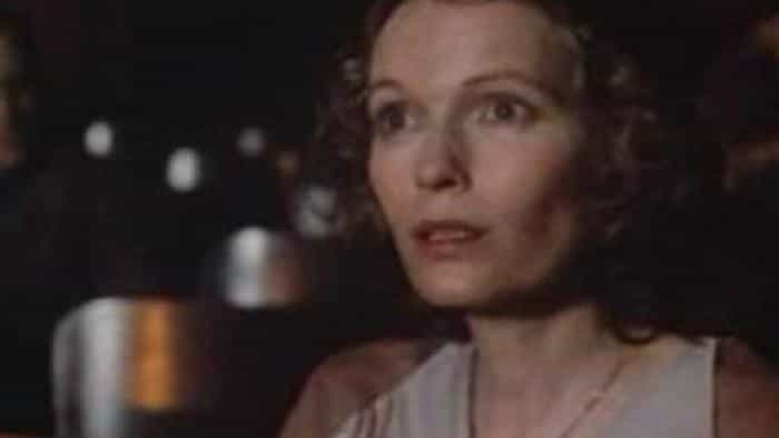 نقد و بررسی فیلم رز بنفش قاهره محصول سال 1985 | چی‌بینو