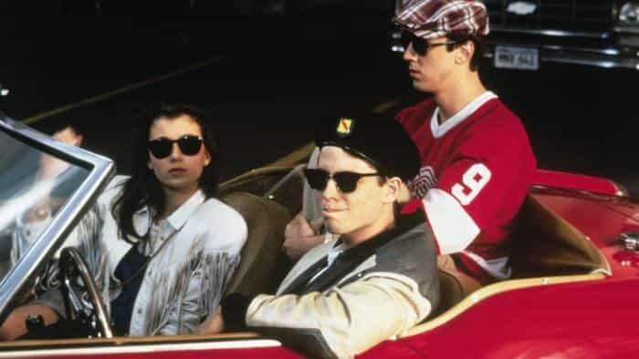 نقد و بررسی فیلم روز تعطیلی فراریس بولر (1986) | چی‌بینو