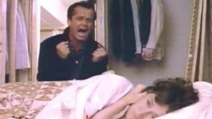 نقد و بررسی فیلم سوزش سر دل محصول سال 1986 | چی‌بینو