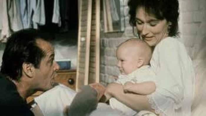 نقد و بررسی فیلم سوزش سر دل محصول سال 1986 | چی‌بینو