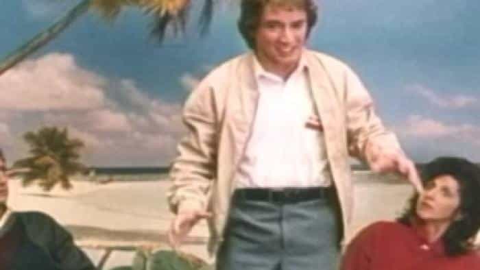 نقد و بررسی فیلم فضای درونی محصول سال 1987 | چیبینو