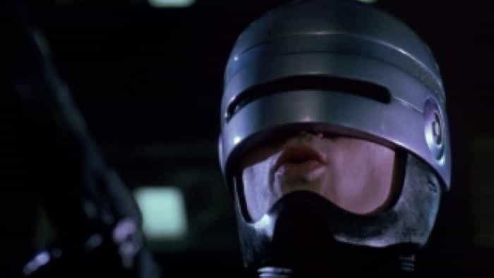 نقد و بررسی فیلم «رابوکاپ» محصول سال 1987 | چی‌بینو