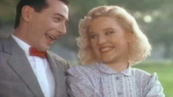 نقد و بررسی فیلم سراپردهٔ پی‌وی محصول سال 1988 | چی‌بینو