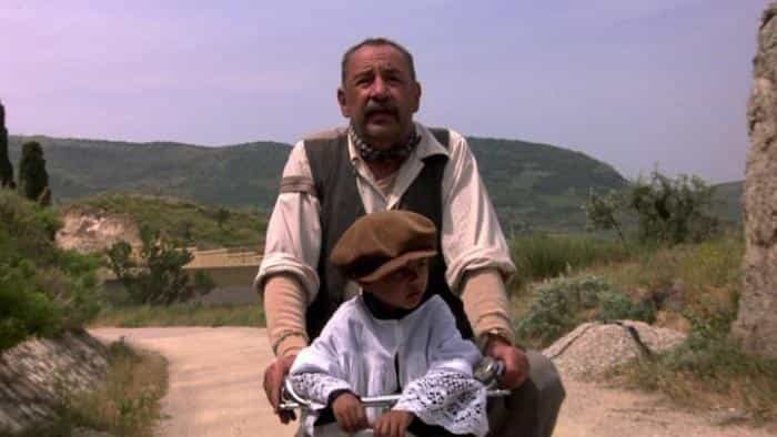 تماشای فیلم سینما پارادیزو محصول سال 1988 | چی‌بینو