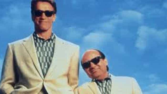 نقد و بررسی فیلم دوقلوها محصول سال 1988 | چی‌بینو