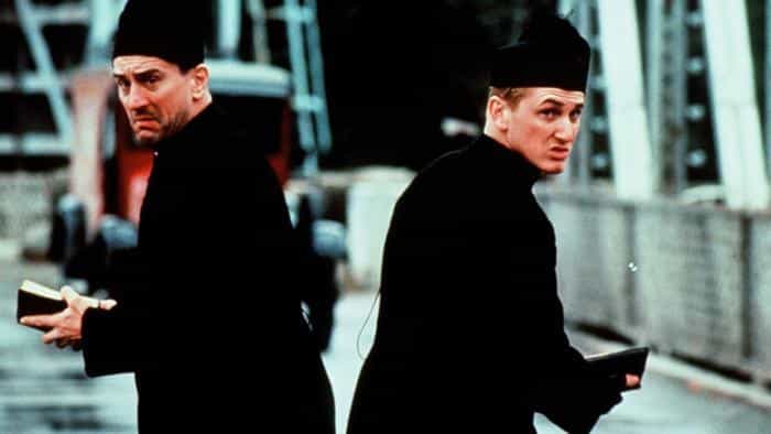 نقد و بررسی فیلم ما فرشته نیستیم محصول سال 1989 | چی‌بینو