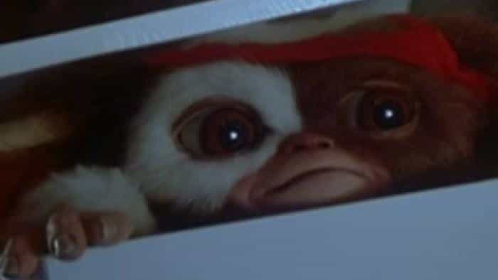 نقد و بررسی فیلم گرملین‌ها ۲: گروه جدید (1990) | چی‌بینو