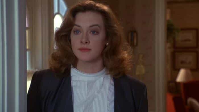 نقد و بررسی فیلم بهشت آبی من محصول سال 1990 | چی‌بینو