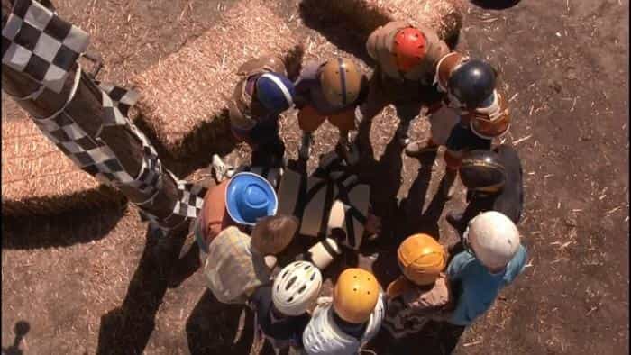 نقد و بررسی فیلم غول های کوچک محصول سال 1994 | چی‌بینو