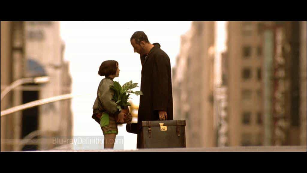 نقد و بررسی فیلم لئون حرفه ای محصول سال 1994 | چی‌بینو