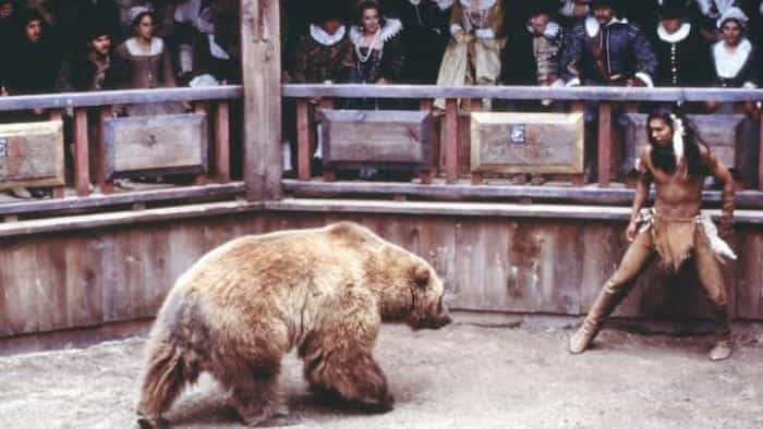 نقد و بررسی فیلم اسکوانتو: داستان یک جنگجو (1994) | چی‌بینو