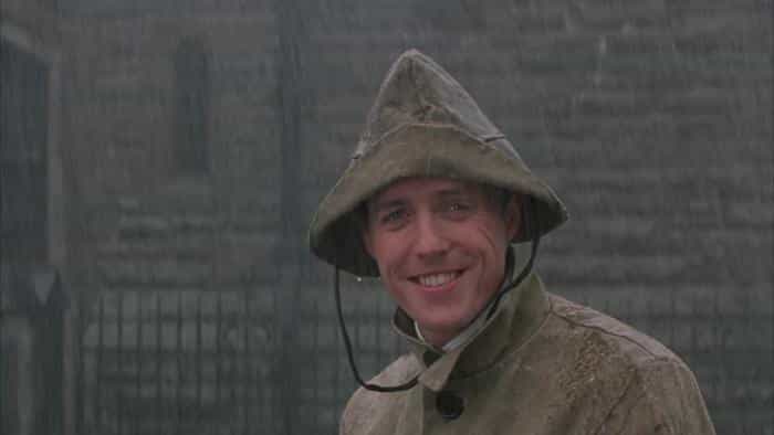 نقد و بررسی فیلم مرد انگلیسی که از تپه با...(1995) | چی‌بینو