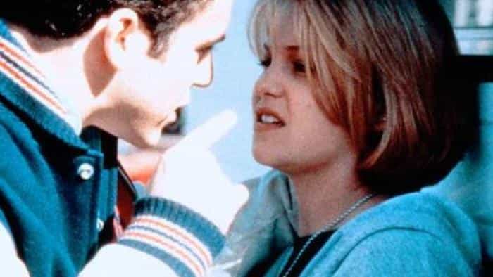 نقد و بررسی فیلم هیچ‌کس چیزی نمی‌گوید (1996) | چی‌بینو