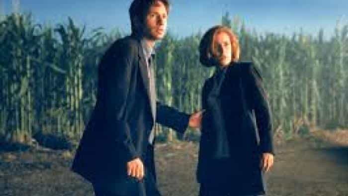 نقد و بررسی فیلم پرونده‌های ایکس محصول سال 1998 | چی‌بینو