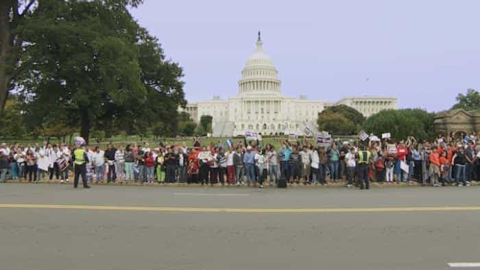 نقد و بررسی سریال خط مقدم محصول سال 1983 | چی‌بینو