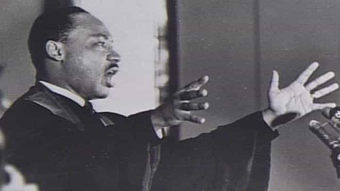 نقد و بررسی فیلم دکتر مارتین لوتر کینگ جو...(1994) | چی‌بینو