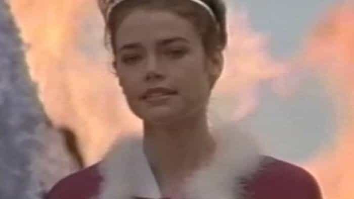 نقد و بررسی فیلم زیبا و بی‌نقص محصول سال 1999 | چی‌بینو