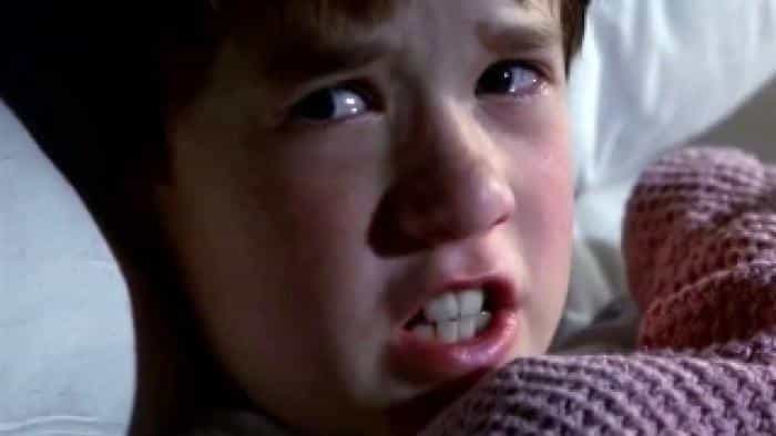 تماشای فیلم حس ششم محصول سال 1999 | چی‌بینو