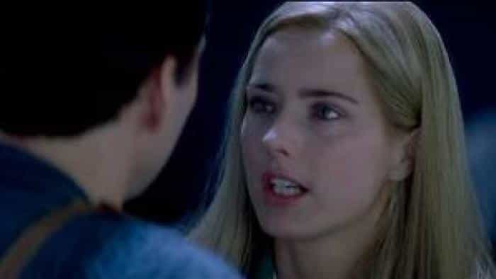 تماشای فیلم مرد خانواده محصول سال 2000 | چی‌بینو