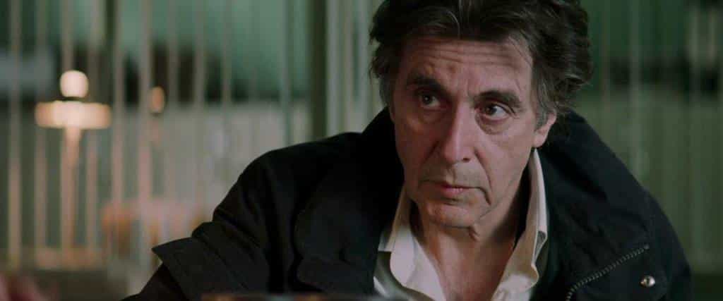 نقد و بررسی فیلم بی‌خوابی محصول سال 2002 | چی‌بینو