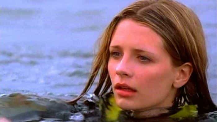 نقد و بررسی فیلم «حلقه‌ای از نور بی‌پایان» (2002) | چی‌بینو