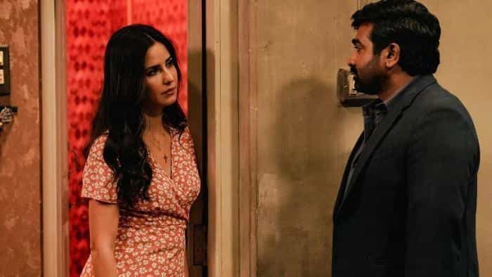نقد و بررسی فیلم کریسمس مبارک محصول سال 2001 | چی‌بینو